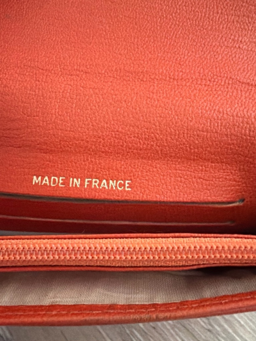 CHANEL Orange Leather Wallet with Gold CC Emblem - Picture 5 of 8